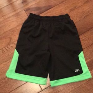 Waze athletic shorts